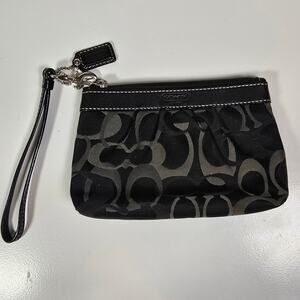 Coach Vintage Pleated Signature Wristlet Black Brown